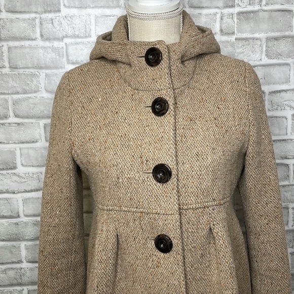 I. Spiewak & Sons women’s brown wool button down coat with hood and two pockets - Picture 2 of 15